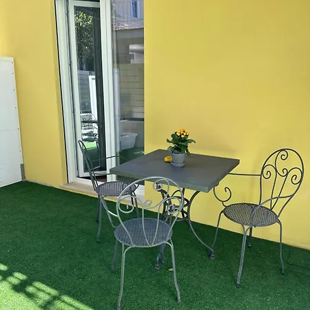 Bed & Breakfast Heliconia 4*